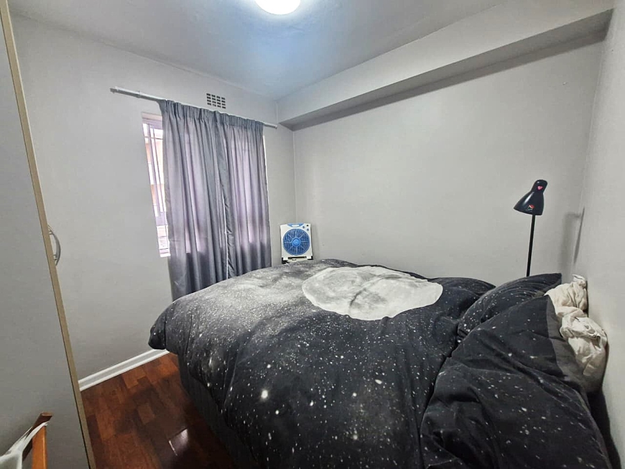 2 Bedroom Property for Sale in Uitzicht Western Cape